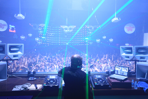 carl cox space